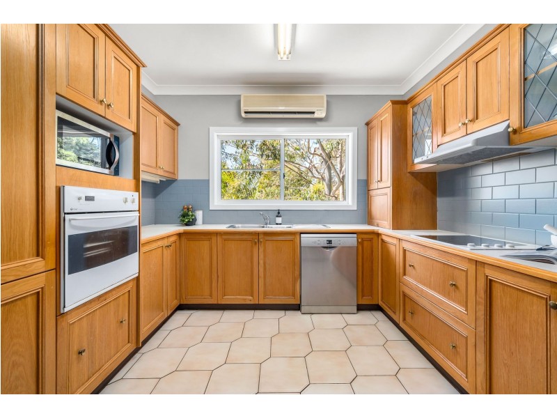5 Simpson Street, Valentine NSW 2280