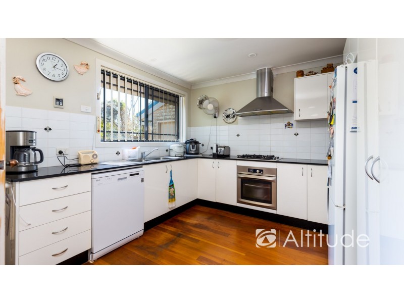 4/12 Hillsborough Road, Charlestown NSW 2290