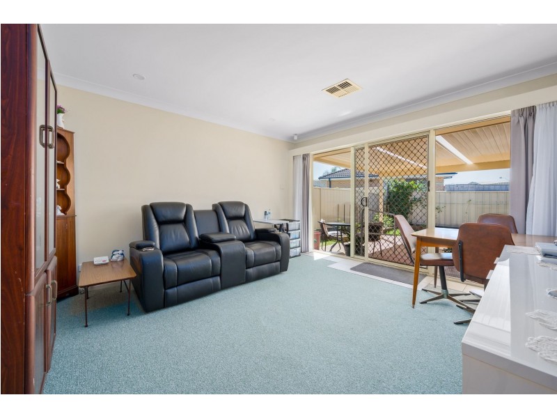 19 Melroy Drive, Mount Hutton NSW 2290