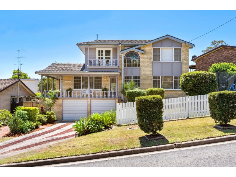 3 Chartley Street, Warners Bay NSW 2282