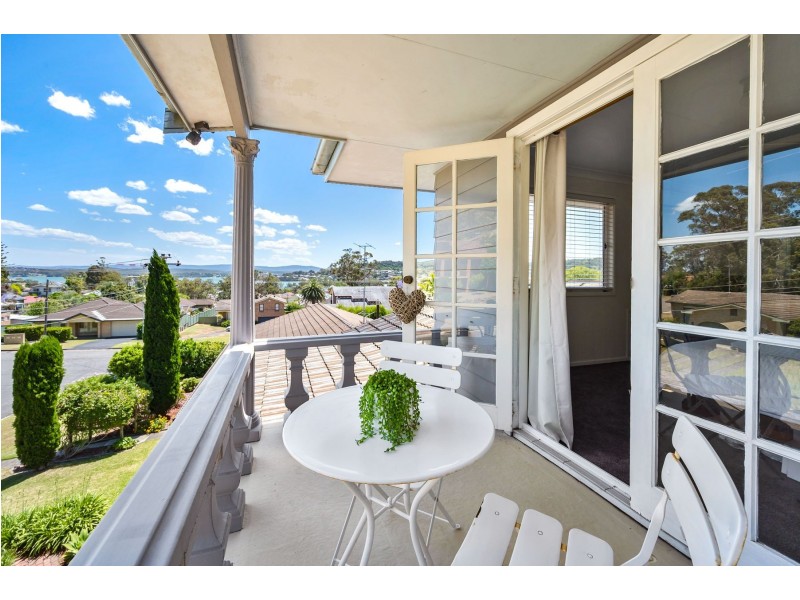 3 Chartley Street, Warners Bay NSW 2282