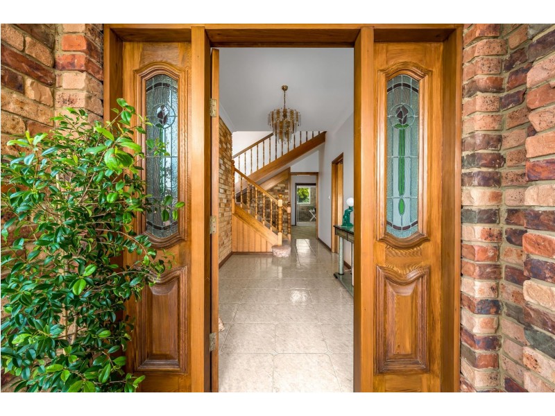 23 Cinnabar Close, Caves Beach NSW 2281