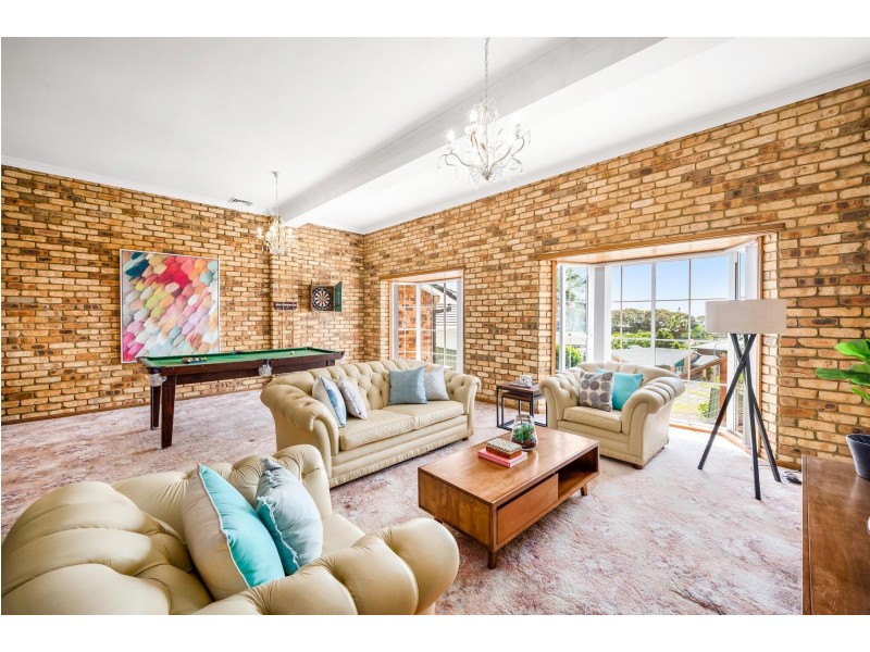 23 Cinnabar Close, Caves Beach NSW 2281