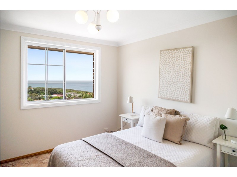 23 Cinnabar Close, Caves Beach NSW 2281