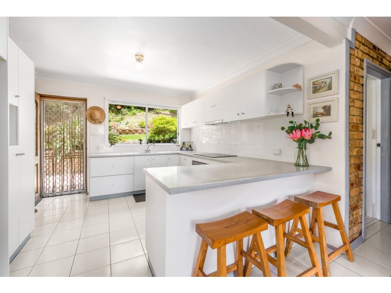 23 Cinnabar Close, Caves Beach NSW 2281