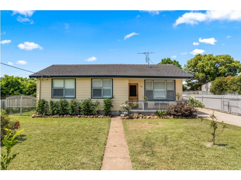 70 York Street, Teralba NSW 2284