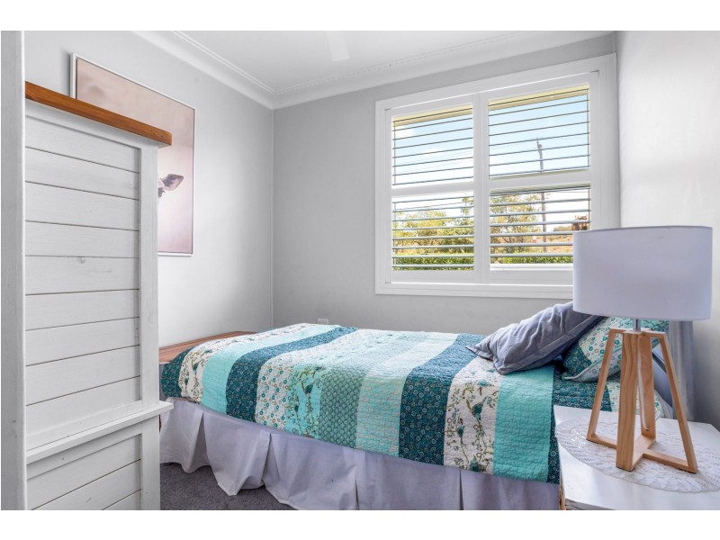 70 York Street, Teralba NSW 2284