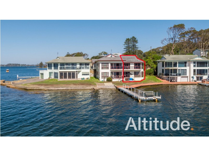 2/1 Robey Crescent, Coal Point NSW 2283
