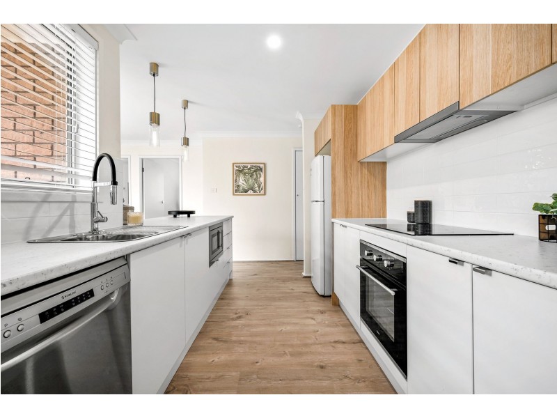 50 Lawson Road, Macquarie Hills NSW 2285