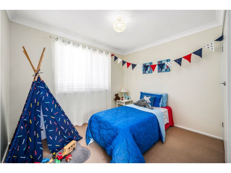 50 Lawson Road, Macquarie Hills NSW 2285