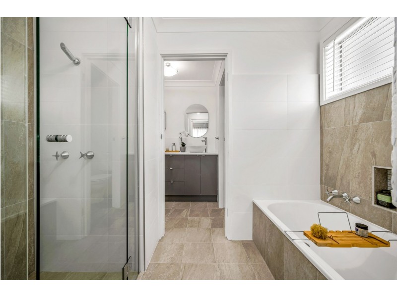 50 Lawson Road, Macquarie Hills NSW 2285