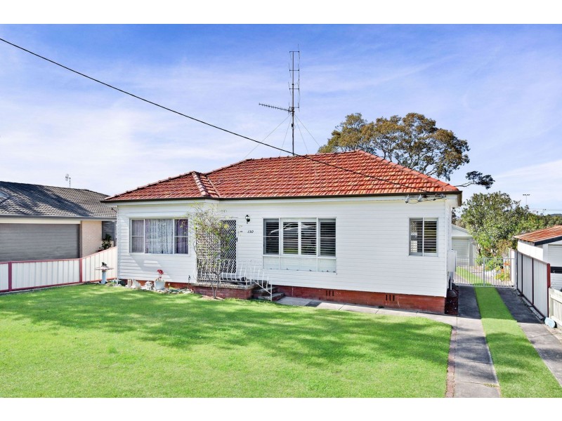 130 Medcalf Street, Warners Bay NSW 2282