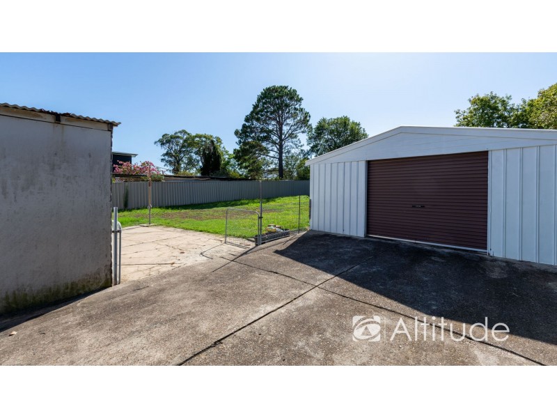 28 Bonarius Street, Warners Bay NSW 2282