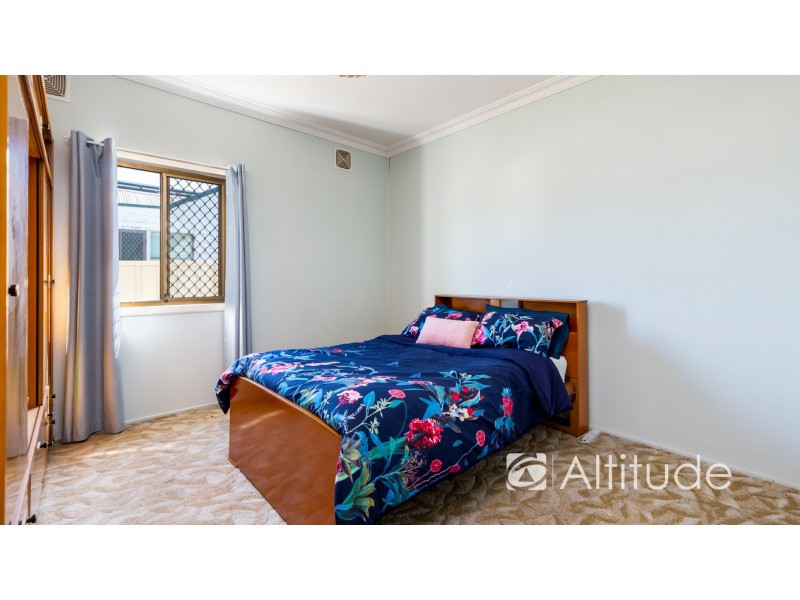 28 Bonarius Street, Warners Bay NSW 2282