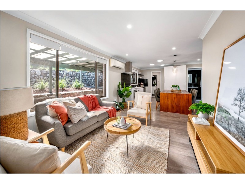 4 Taranaki Place, Macquarie Hills NSW 2285