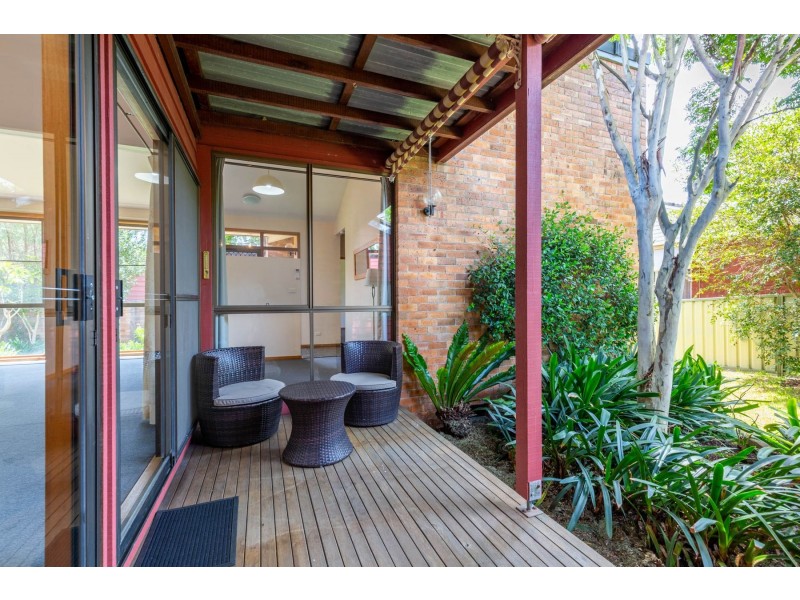 1/18 Dilkera Avenue, Valentine NSW 2280