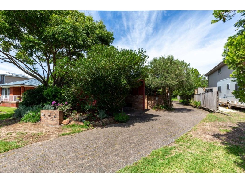 1/18 Dilkera Avenue, Valentine NSW 2280