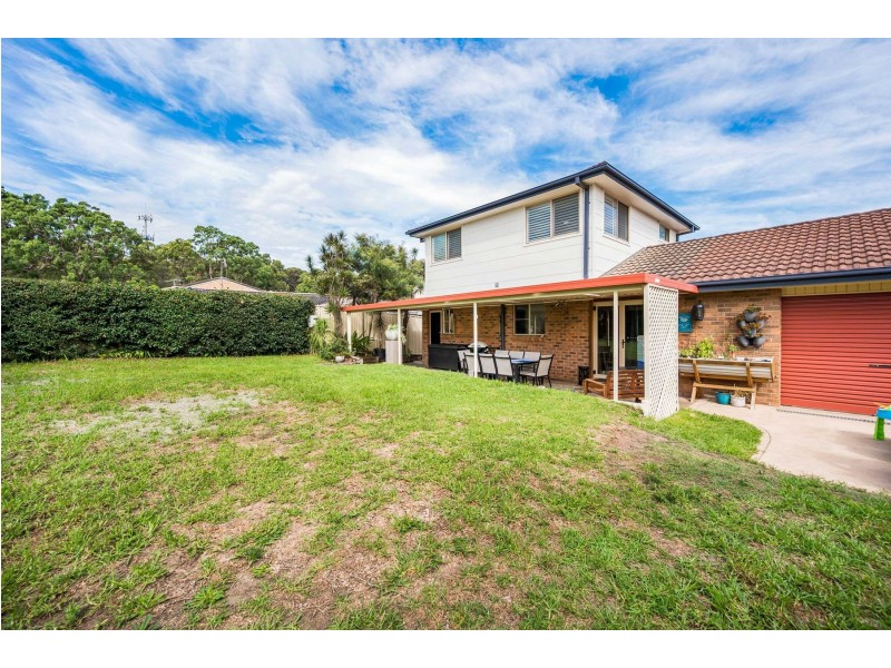 10 Saffron Ave, Cardiff South NSW 2285