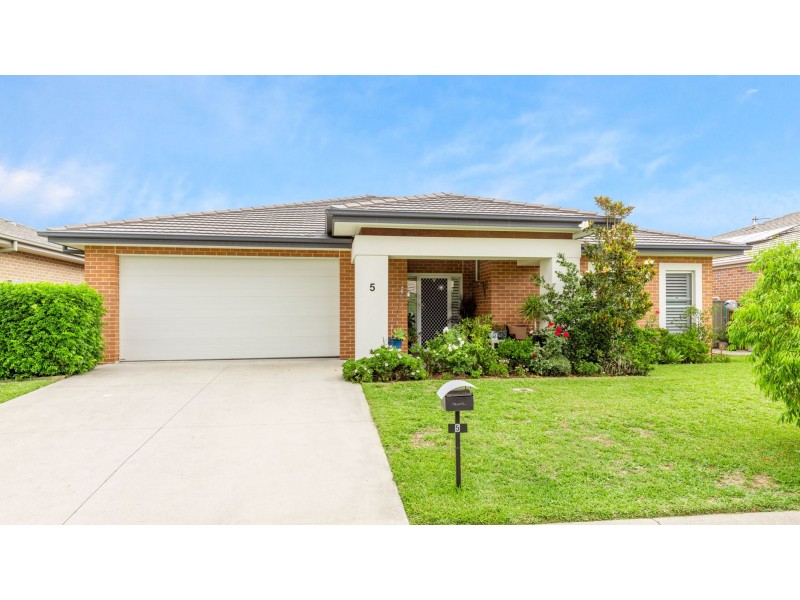 5 Wagtail Way, Fullerton Cove NSW 2318