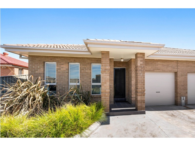 1/8 Merrivale Road, Mount Hutton NSW 2290