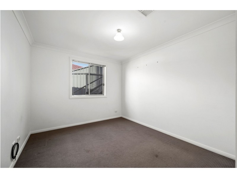 1/8 Merrivale Road, Mount Hutton NSW 2290