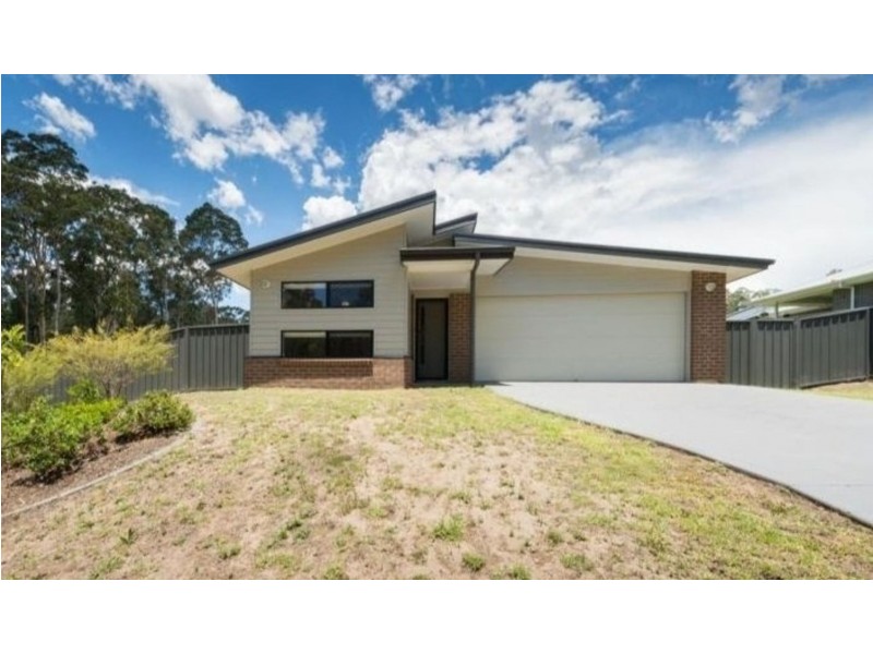 31 Hideaway Circuit, Fletcher NSW 2287