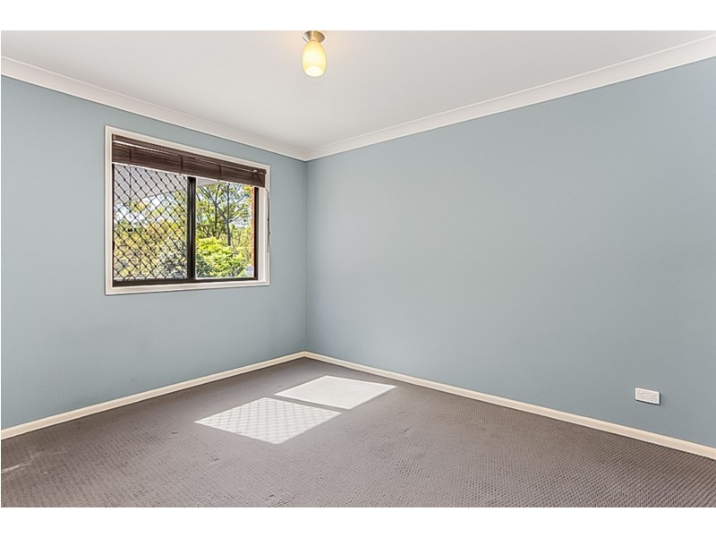 43 Middle Point Road, Bolton Point NSW 2283