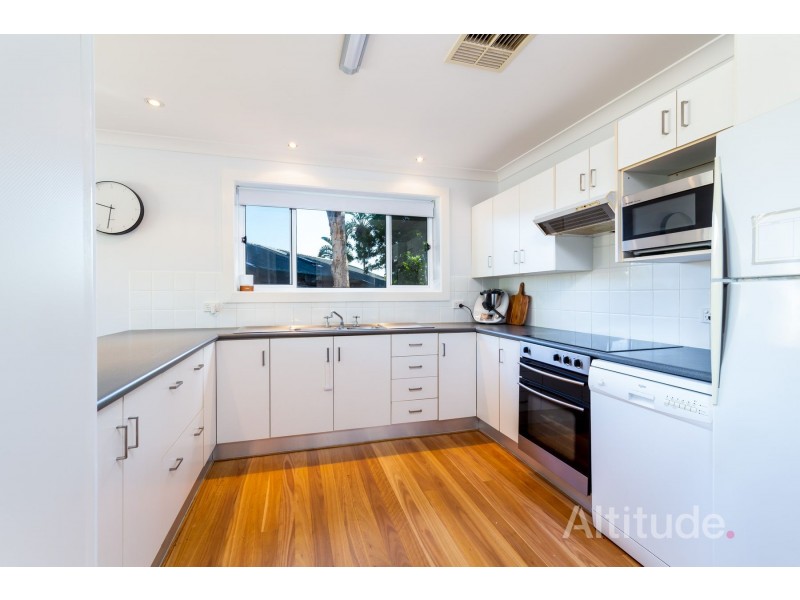 66 Alhambra Avenue, Macquarie Hills NSW 2285