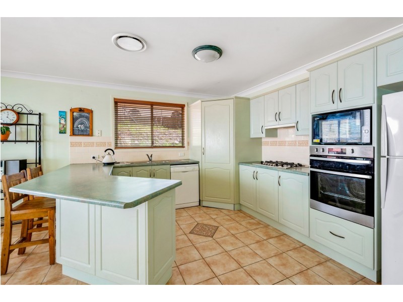 43 Delaware Drive, Macquarie Hills NSW 2285