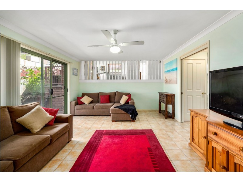 43 Delaware Drive, Macquarie Hills NSW 2285