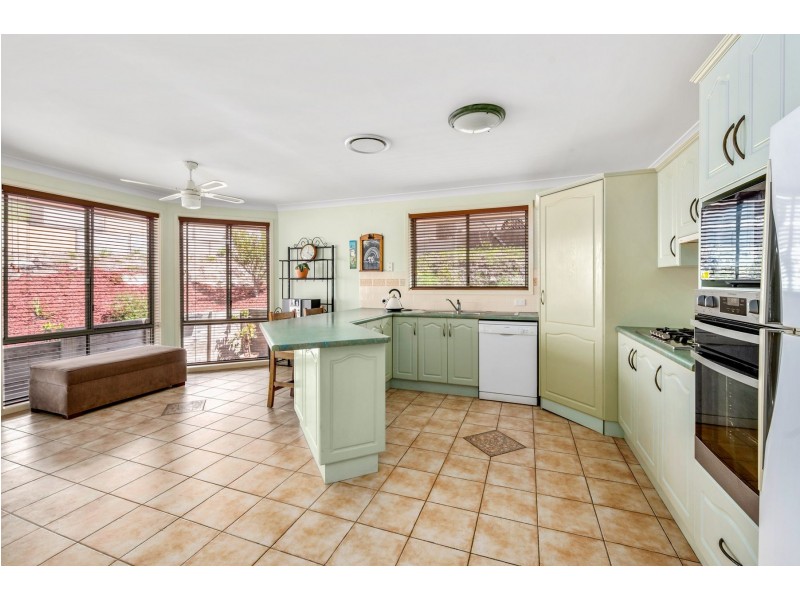 43 Delaware Drive, Macquarie Hills NSW 2285