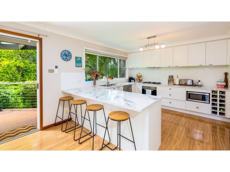 11 Blaxland Road, Macquarie Hills NSW 2285