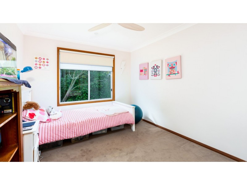 11 Blaxland Road, Macquarie Hills NSW 2285