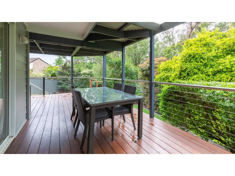 11 Blaxland Road, Macquarie Hills NSW 2285