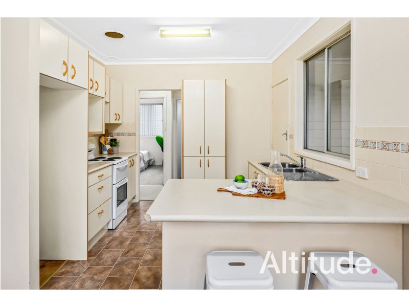 18 Lawson Road, Macquarie Hills NSW 2285