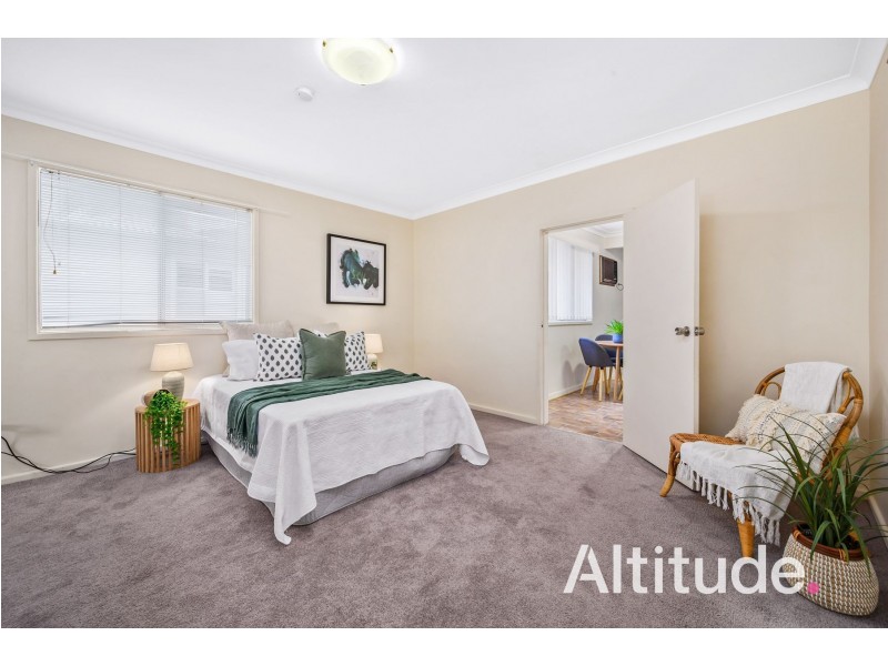 18 Lawson Road, Macquarie Hills NSW 2285