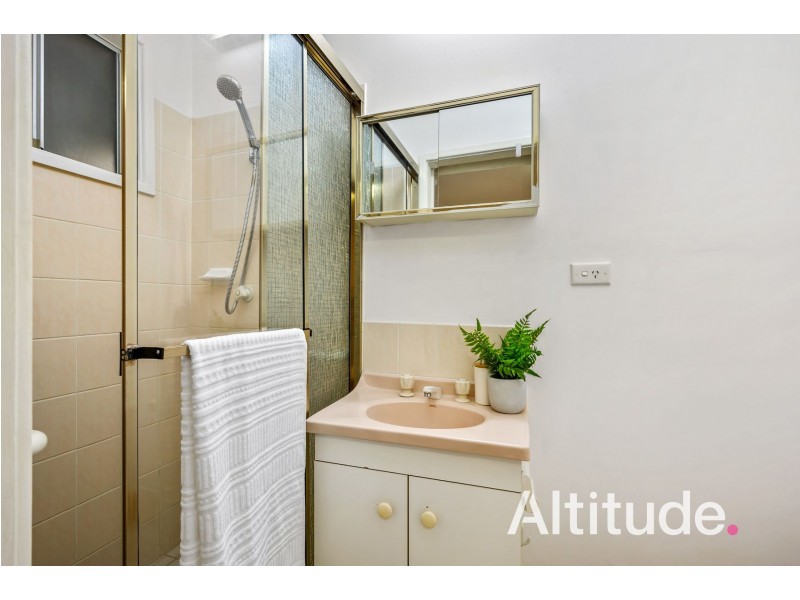 18 Lawson Road, Macquarie Hills NSW 2285