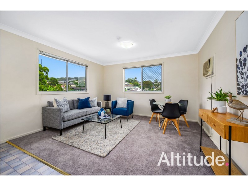 18 Lawson Road, Macquarie Hills NSW 2285