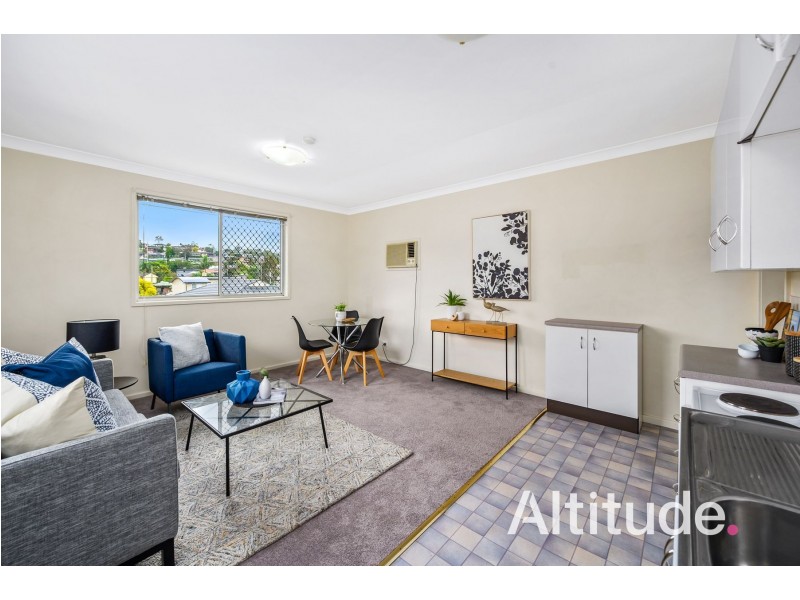 18 Lawson Road, Macquarie Hills NSW 2285