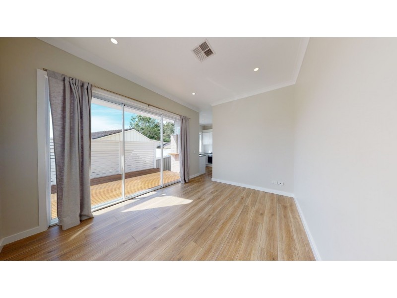 1/7 Clayton Crescent, Kotara NSW 2289