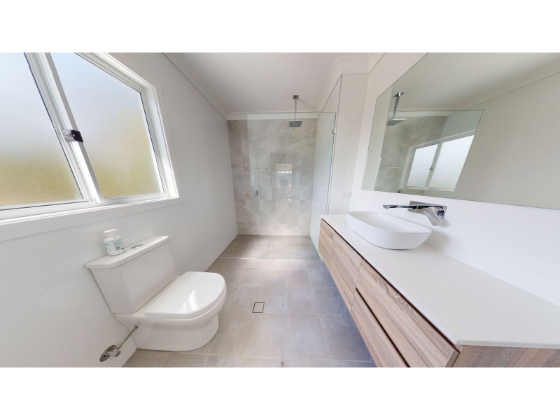 1/7 Clayton Crescent, Kotara NSW 2289