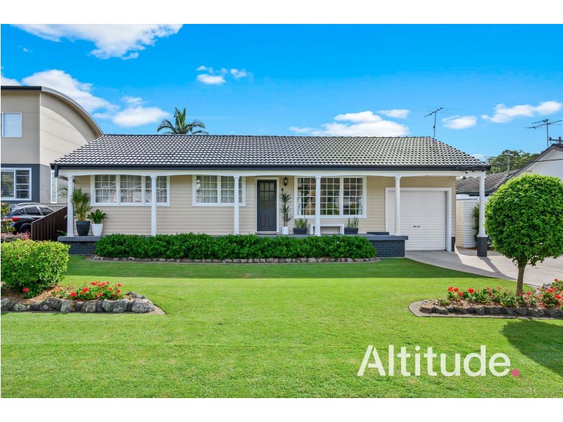 4 Monterey Avenue, Macquarie Hills NSW 2285