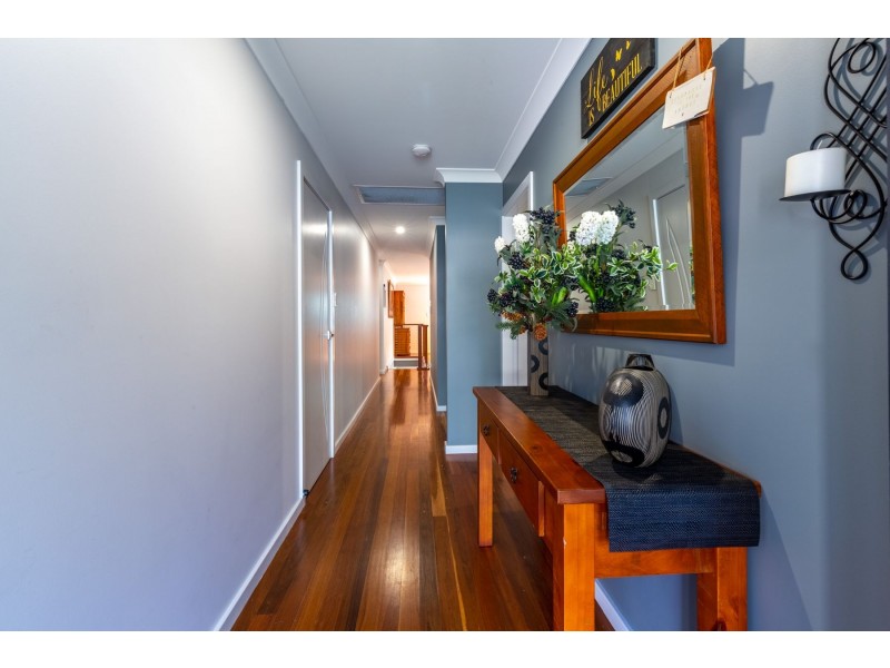 15 Forrester Close, Warners Bay NSW 2282