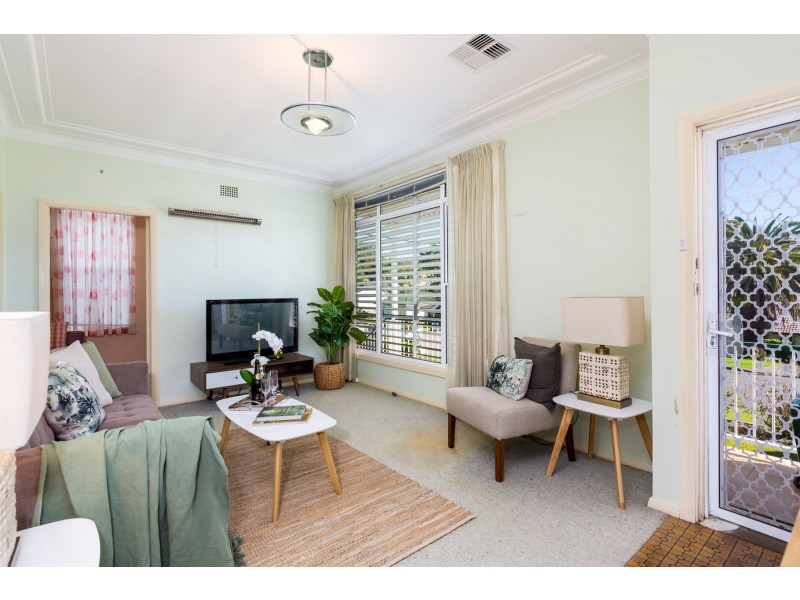 15 Merran Avenue, Charlestown NSW 2290