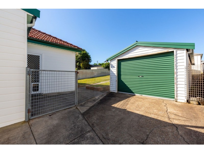 15 Merran Avenue, Charlestown NSW 2290