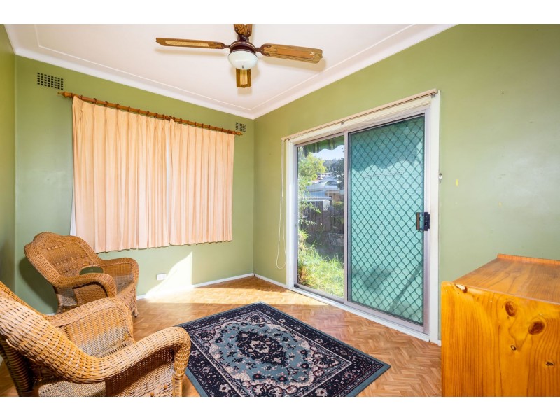 85 Medcalf Street, Warners Bay NSW 2282