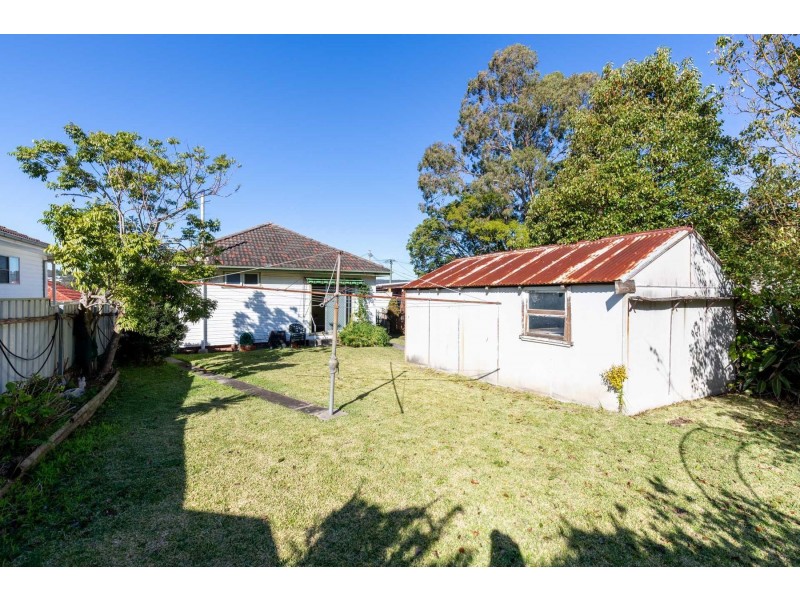 85 Medcalf Street, Warners Bay NSW 2282
