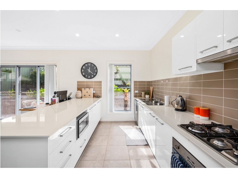 2/36 Robertson Road, Valentine NSW 2280