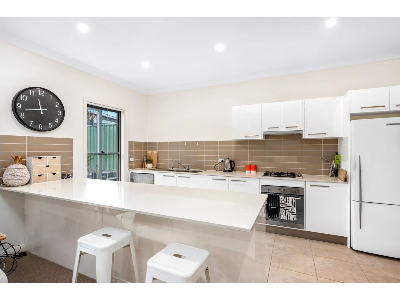 2/36 Robertson Road, Valentine NSW 2280