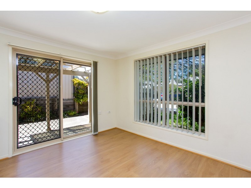 42/24 Lonsdale Place, Kurri Kurri NSW 2327